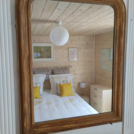 Oda ve Kahvaltı Le Bois Rouland