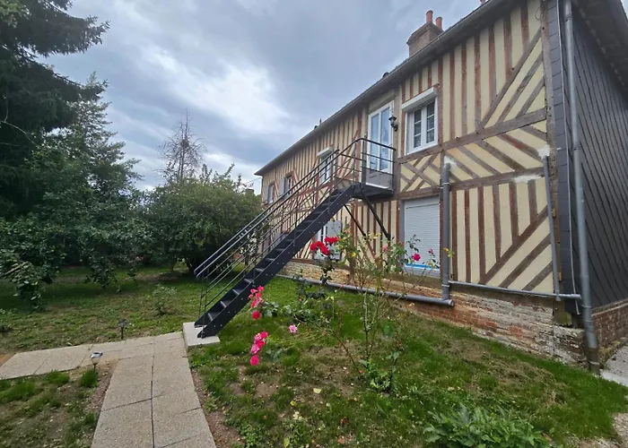 Le Bois Rouland 住宿加早餐酒店